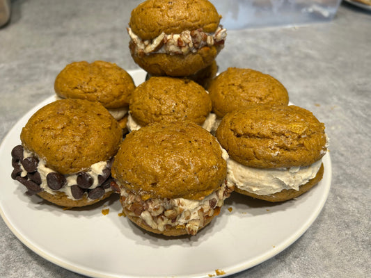 🎃 Pumpkin Whoopie Pies Sweetened with Maple Sugar